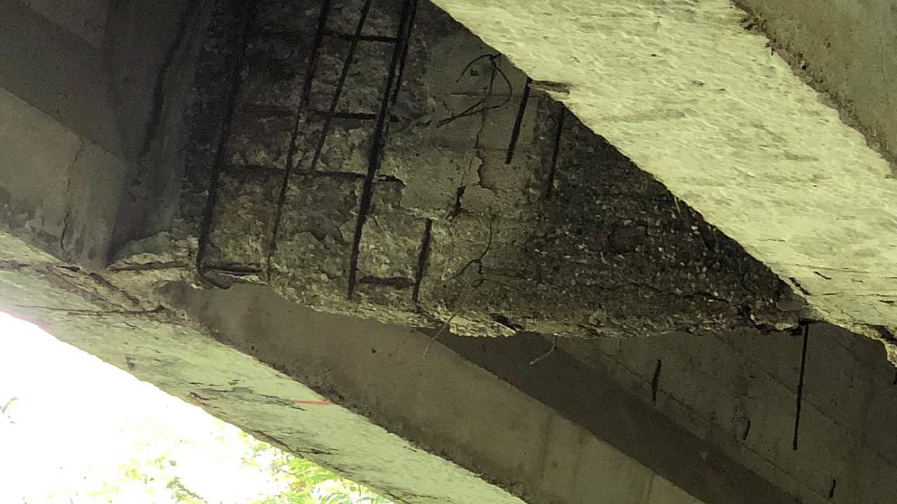 Ariano Irpino Avellino ponti strade autostrade rischio pericoli foto seconda segnalazione