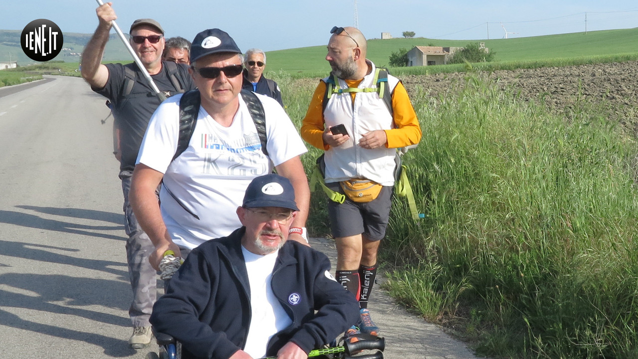 L'appello degli ex scout di Bari: le foto