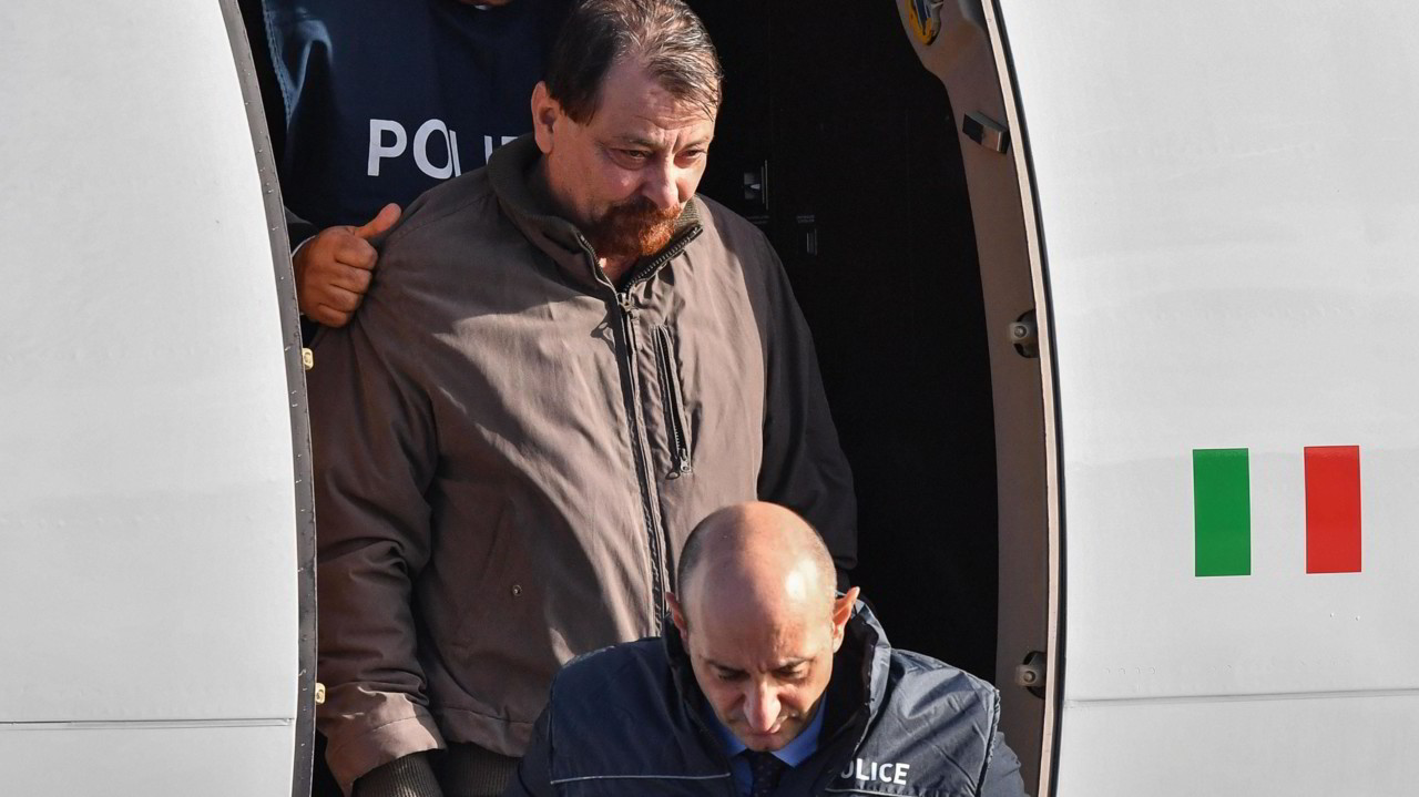 Cesare Battisti estradato in Italia l'intervista esclusiva a Le Iene