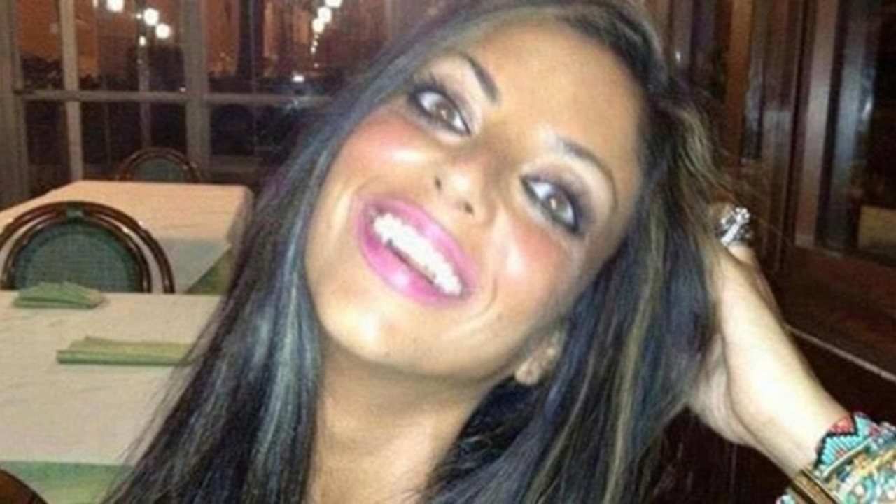 Un minorenne su 4 ha inviato foto di nudo. Pericolo “Vendetta porno” |  VIDEO - Le Iene