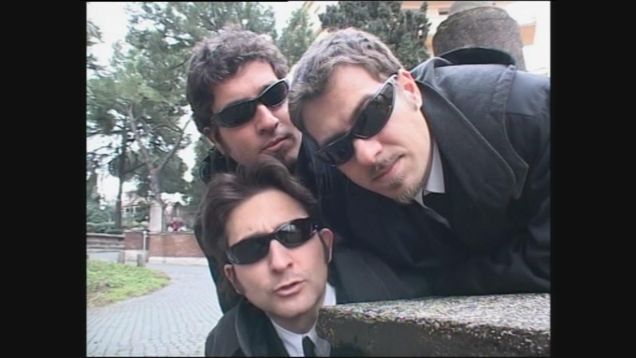 TRIO MEDUSA: Casco motorino