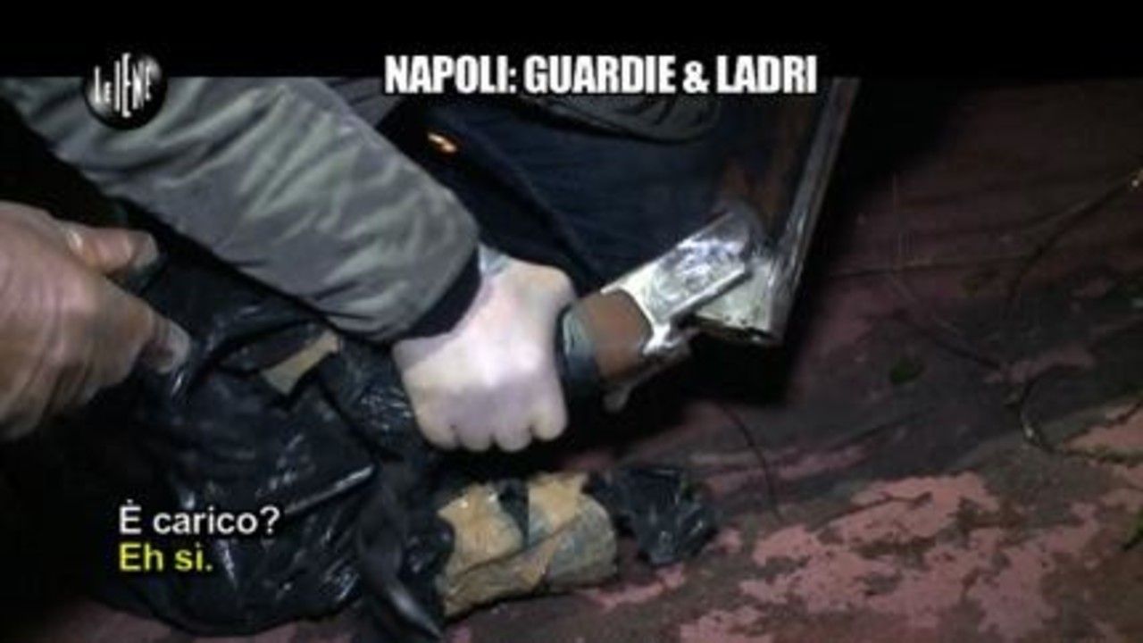 VIVIANI: Napoli: Guardie e Ladri