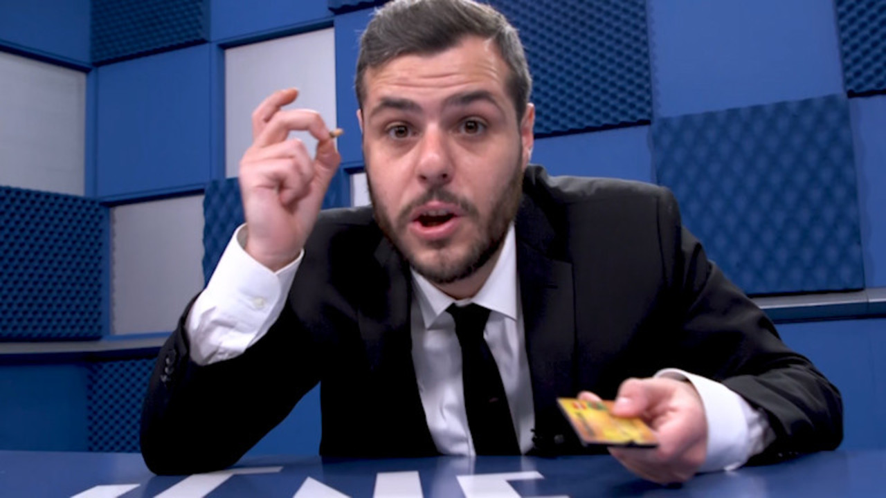 Le Iene Presentano Un Paese Di Furbetti