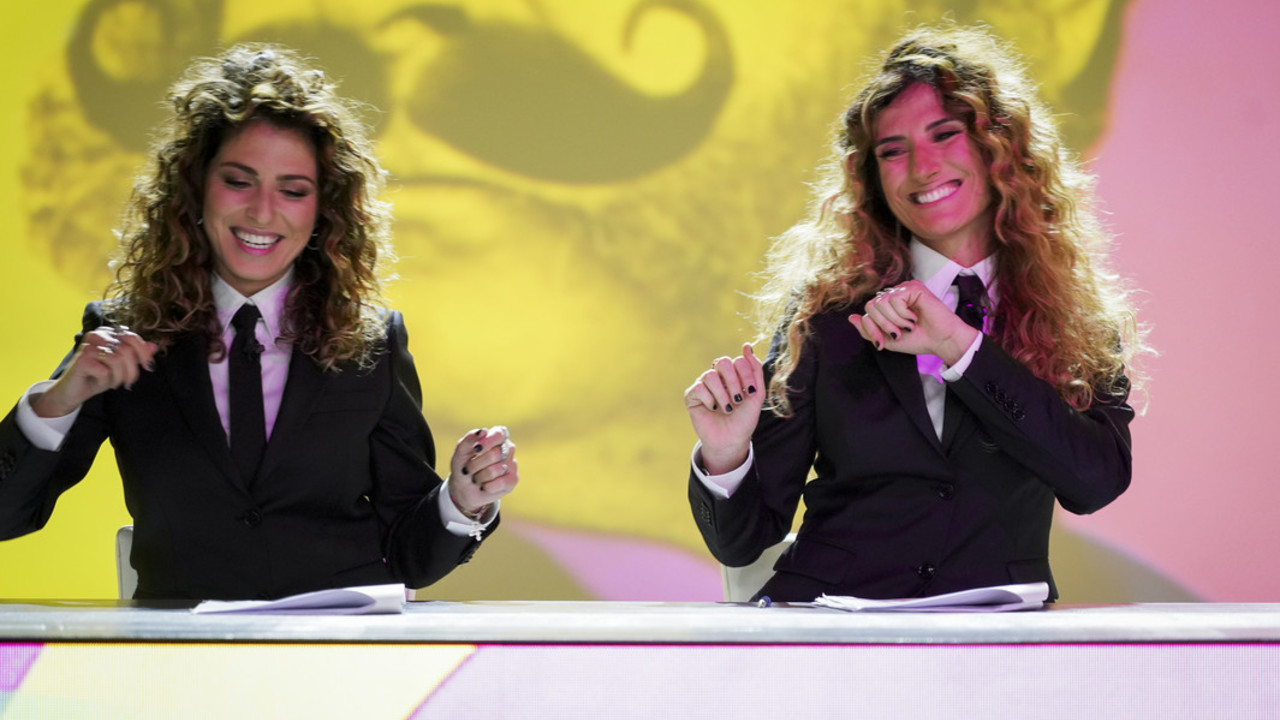 1 dicembre: tutte le foto della puntata