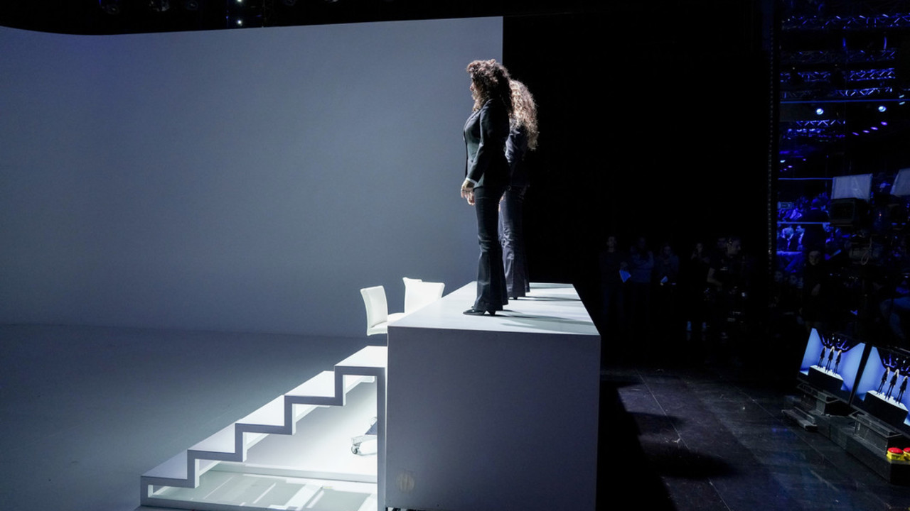 1 dicembre: tutte le foto della puntata