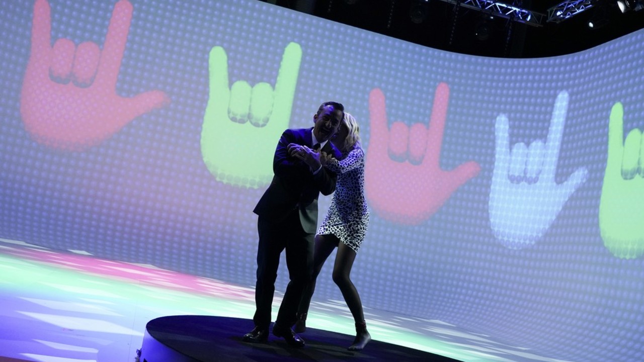 4 dicembre: tutte le foto della puntata