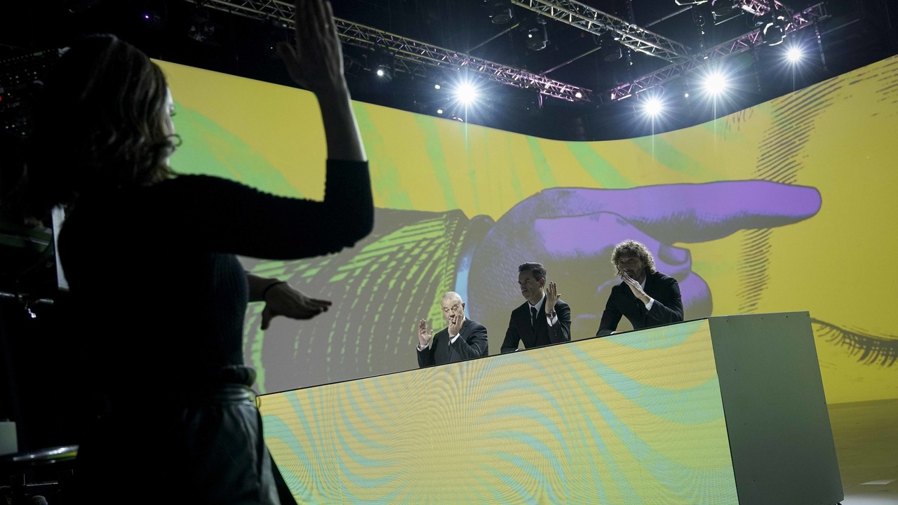 22 dicembre: tutte le foto della puntata