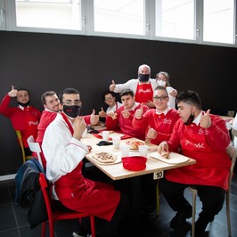 pizzaut pizze ristorante ragazzi autistici