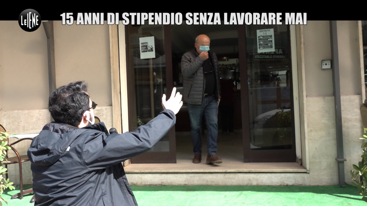 Assenteista seriale 15 anni stipendio senza presentarsi lavoro
