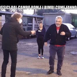 Fumi tossici campo rom centro sportivo bambini 