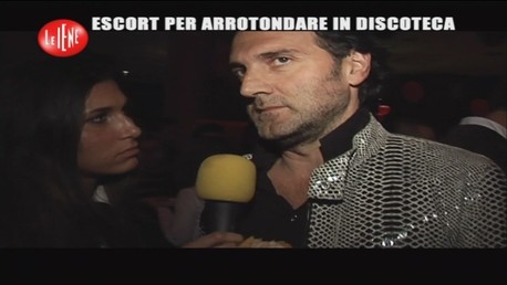 Escort in discoteca