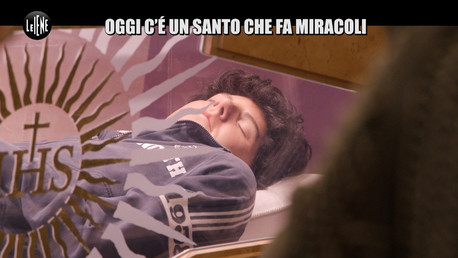 Oggi c'è un santo che fa miracoli
